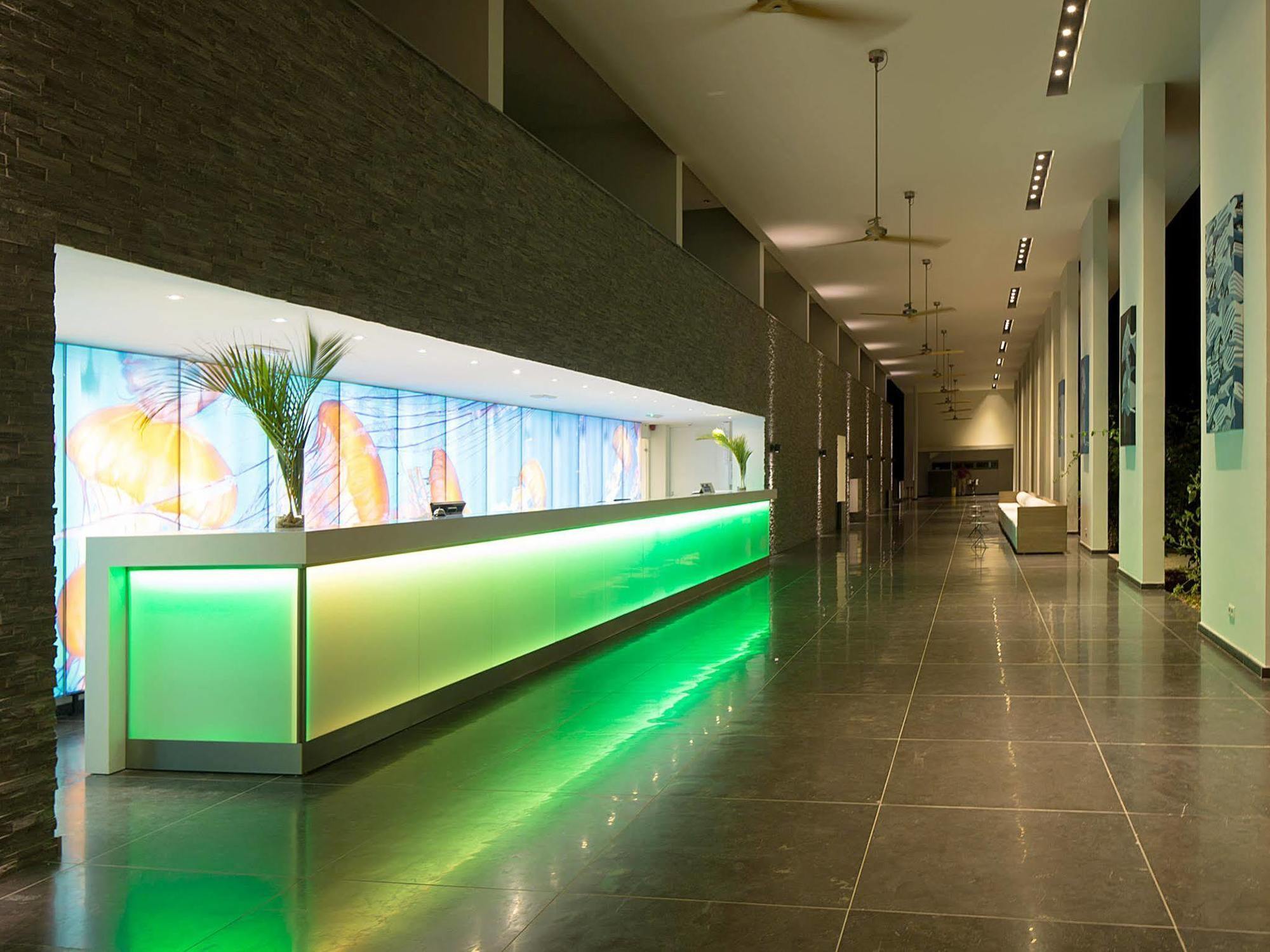 Papagayo Beach Resort (Adults Only) ウィレムスタッド エクステリア 写真